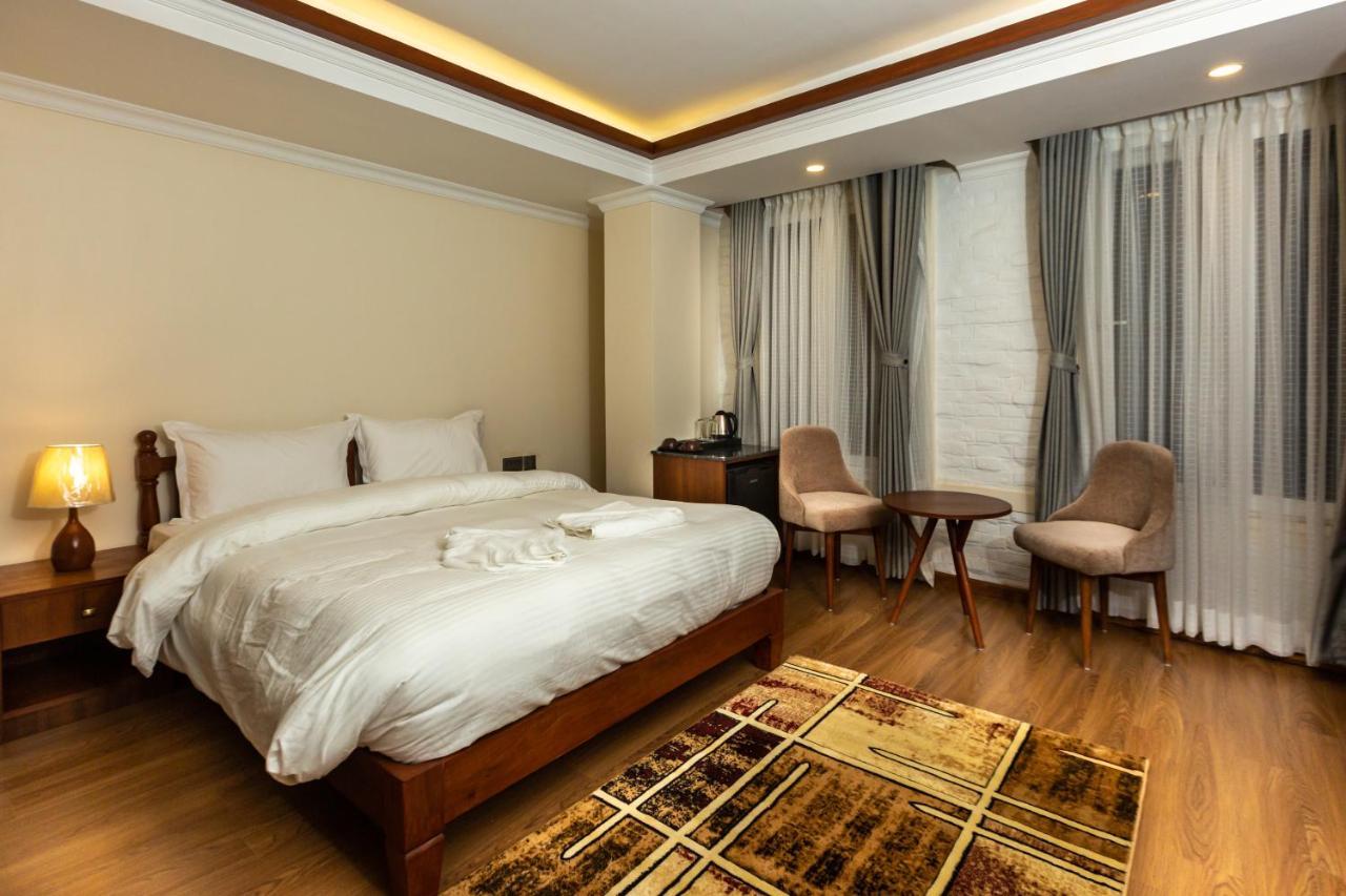 Darbar Heritage Inn Kathmandu Buitenkant foto